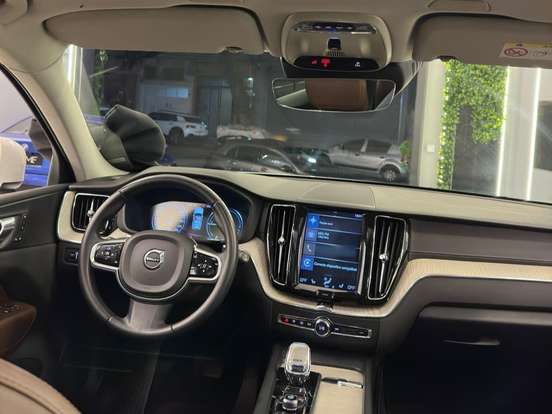 VOLVO-XC60-2.0 T8 HYBRID INSCRIPTION AWD GEARTRONIC VOLVO-XC60-2019