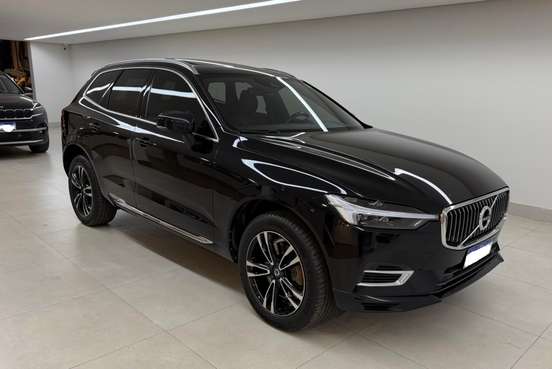 VOLVO-XC60-2021