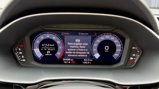 AUDI-Q3-2020