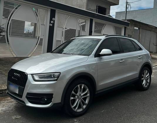 AUDI Q3 2.0 TFSI AMBIENTE QUATTRO 4P GASOLINA S TRONIC