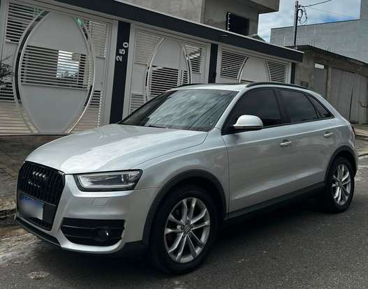 AUDI-Q3-2014