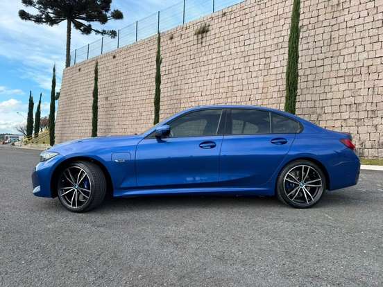 BMW-330e-2.0 16V TURBO HÍBRIDO M SPORT AUTOMÁTICO BMW-330e-2022