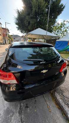 CHEVROLET-ONIX-2016