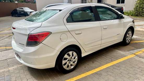 CHEVROLET-PRISMA-2016