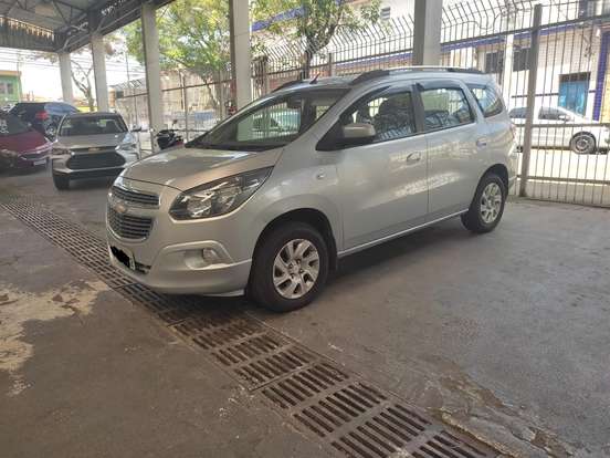 CHEVROLET-SPIN-2012