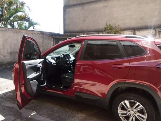 CHEVROLET-TRACKER-2020