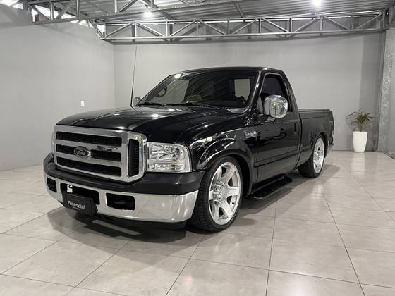 FORD F-250 4.2 XLT 4X2 CS TURBO DIESEL 2P MANUAL