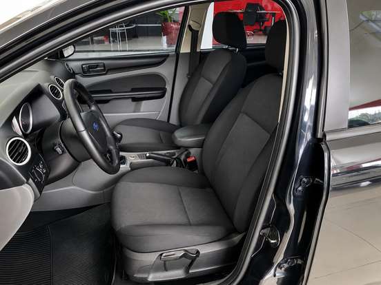 FORD-FOCUS-1.6 GL 16V FLEX 4P MANUAL FORD-FOCUS-2011