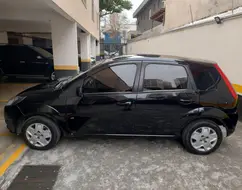 FORD FIESTA 1.0 ROCAM SE 8V FLEX 4P MANUAL FORD FIESTA 1.0 ROCAM SE 8V FLEX 4P MANUAL