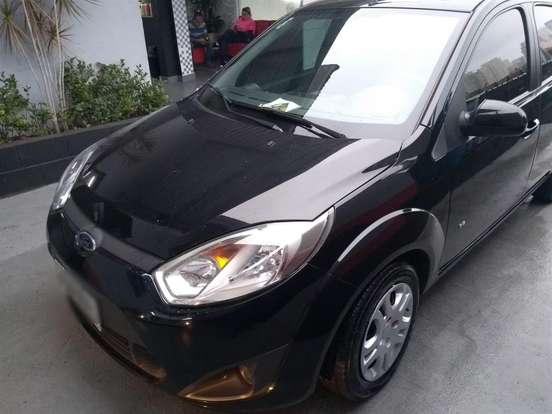 FORD-FIESTA-1.0 ROCAM SE PLUS SEDAN 8V FLEX 4P MANUAL FORD-FIESTA-2014