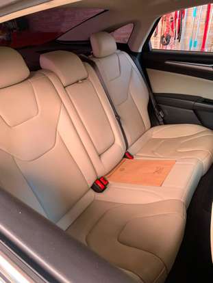 FORD-FUSION-2015