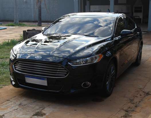 FORD-FUSION-2015