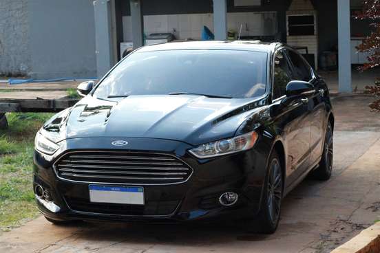 FORD-FUSION-2015