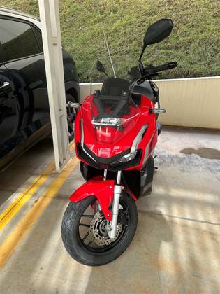HONDA ADV 