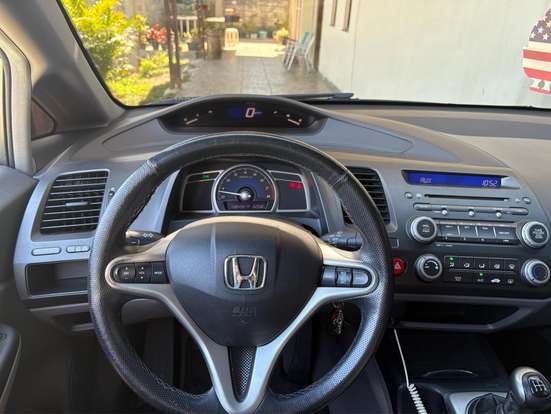 HONDA-CIVIC-2010