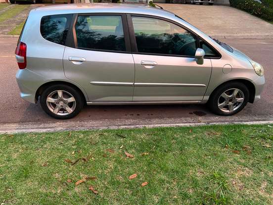HONDA-FIT-2007