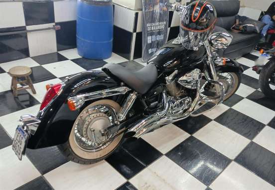 HONDA-SHADOW 750-2010