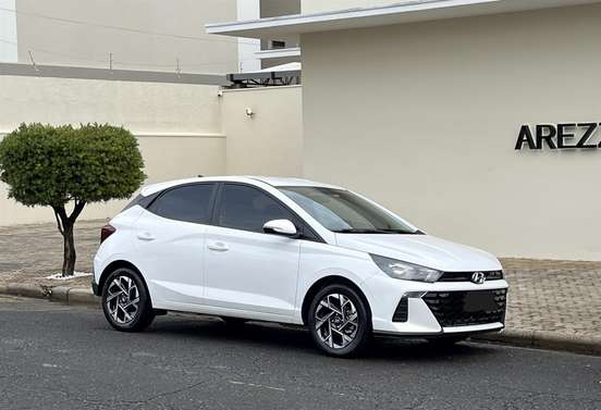 HYUNDAI-HB20-2023