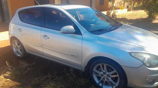 HYUNDAI-I30-2.0 MPI 16V GASOLINA 4P AUTOMÁTICO HYUNDAI-I30-2010