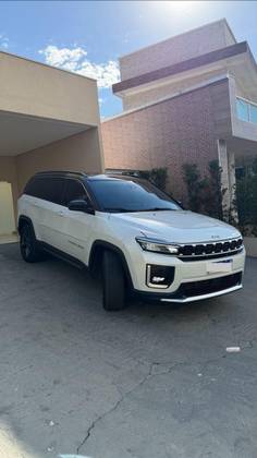 JEEP COMMANDER 1.3 T270 TURBO FLEX LONGITUDE AT6