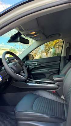 JEEP-COMMANDER-2025