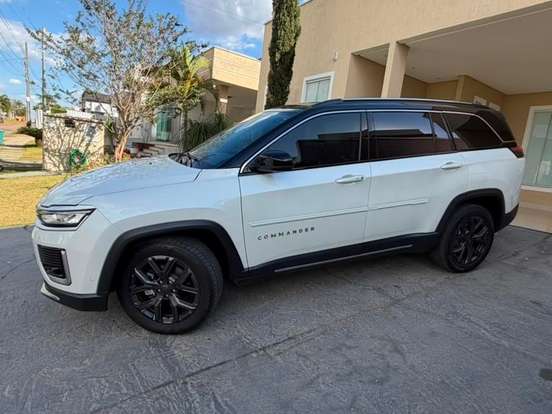 JEEP-COMMANDER-1.3 T270 TURBO FLEX LONGITUDE AT6 JEEP-COMMANDER-2025