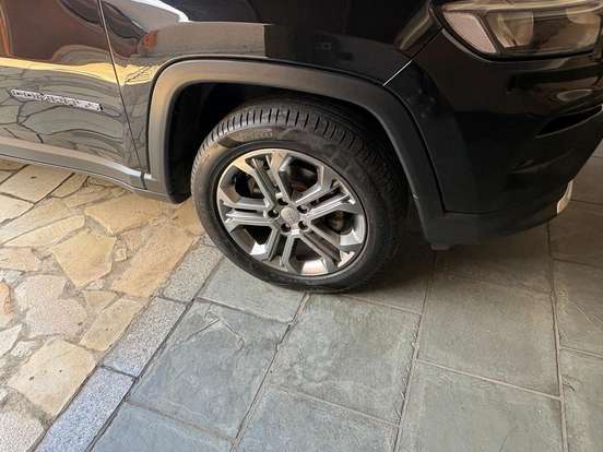 JEEP-COMPASS-2021