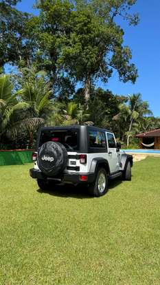 JEEP-WRANGLER-2015