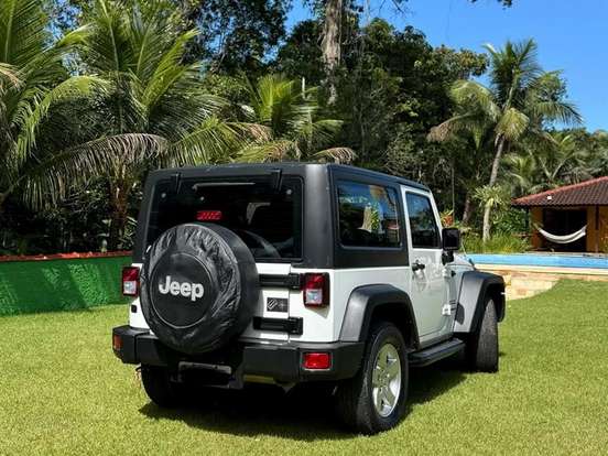 JEEP-WRANGLER-3.6 SPORT 4X4 V6 12V GASOLINA 2P AUTOMÁTICO JEEP-WRANGLER-2015