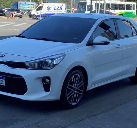 KIA-RIO-2020