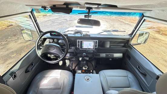 LAND ROVER-DEFENDER-2000