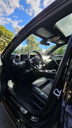 MERCEDES-BENZ-A 200-2019