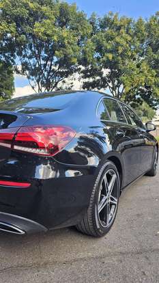 MERCEDES-BENZ-A 200-2019