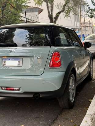 MINI-ONE-2011