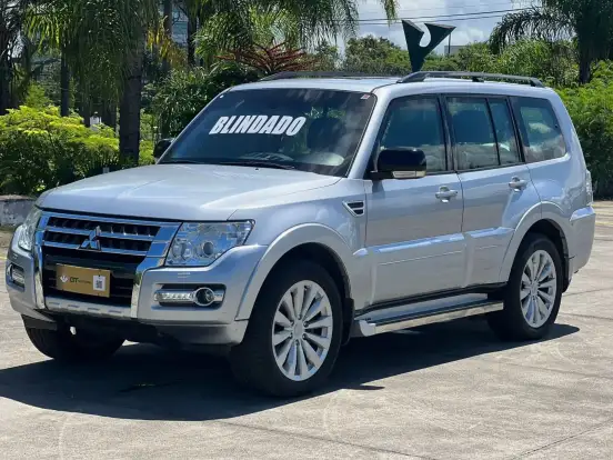MITSUBISHI-PAJERO-3.2 HPE 4X4 7 LUGARES 16V TURBO INTERCOOLER DIESEL 4P AUTOMÁTICO MITSUBISHI-PAJERO-2015