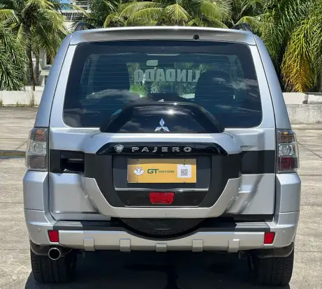MITSUBISHI-PAJERO-3.2 HPE 4X4 7 LUGARES 16V TURBO INTERCOOLER DIESEL 4P AUTOMÁTICO MITSUBISHI-PAJERO-2015