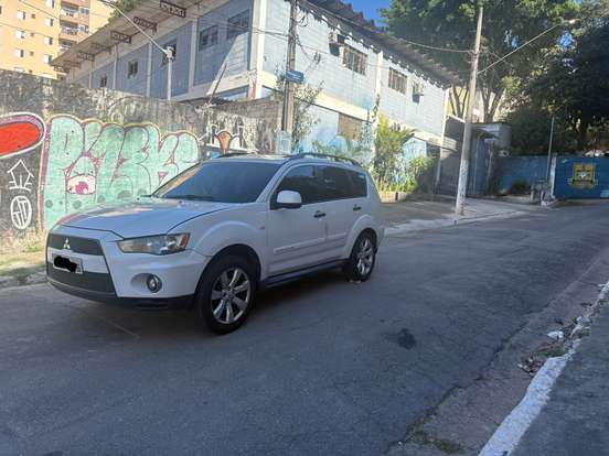 MITSUBISHI-OUTLANDER-2.0 16V GASOLINA 4P AUTOMÁTICO MITSUBISHI-OUTLANDER-2011