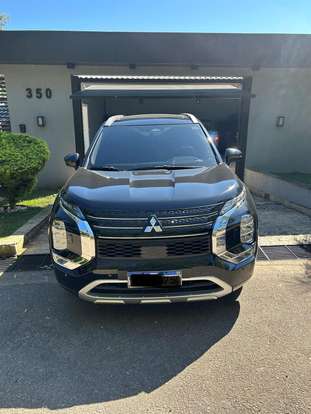 MITSUBISHI-OUTLANDER-2025
