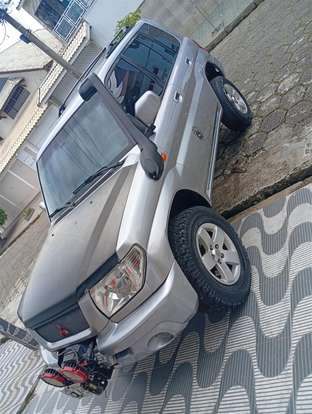 MITSUBISHI-PAJERO TR4-2005