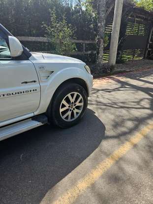 MITSUBISHI-PAJERO TR4-2014