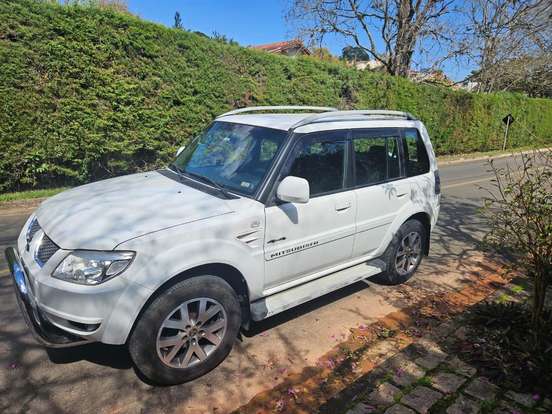 MITSUBISHI-PAJERO TR4-2014