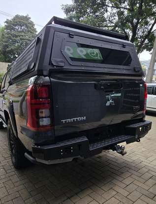 MITSUBISHI-TRITON-2.4 BITURBO DIESEL CD KATANA 4X4 AUTOMÁTICO MITSUBISHI-TRITON-2025