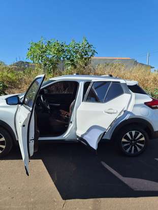 NISSAN-KICKS-2017