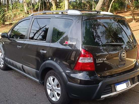 NISSAN-LIVINA-1.8 SL X-GEAR 16V FLEX 4P AUTOMÁTICO NISSAN-LIVINA-2011
