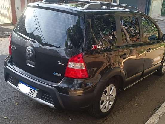 NISSAN-LIVINA-1.8 SL X-GEAR 16V FLEX 4P AUTOMÁTICO NISSAN-LIVINA-2011