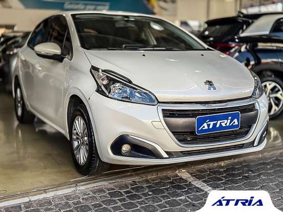 PEUGEOT-208-2017