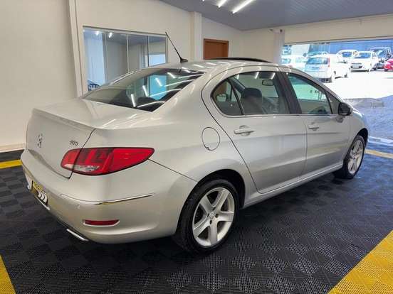 PEUGEOT-408-2011