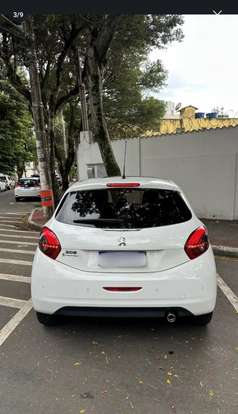PEUGEOT-208-2016