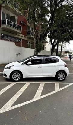 PEUGEOT-208-1.6 ALLURE 16V FLEX 4P AUTOMÁTICO PEUGEOT-208-2016