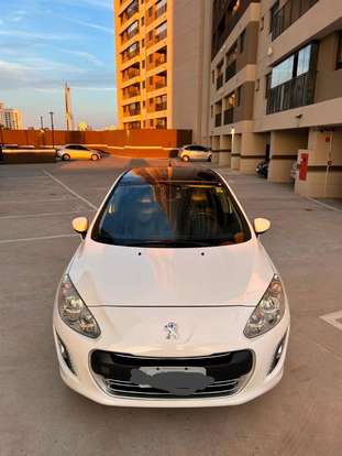 PEUGEOT-308-2013